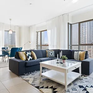Apartment Stylish With Partial Burj Khalifa View